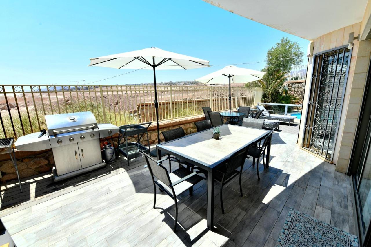 Appartement Yalarent Oasis Garden With Private Pool à Eilat Extérieur photo
